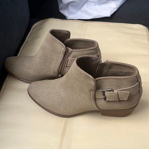 Esprit Women's Tan Zip Ankle Buckle
Bootie SZ 8M